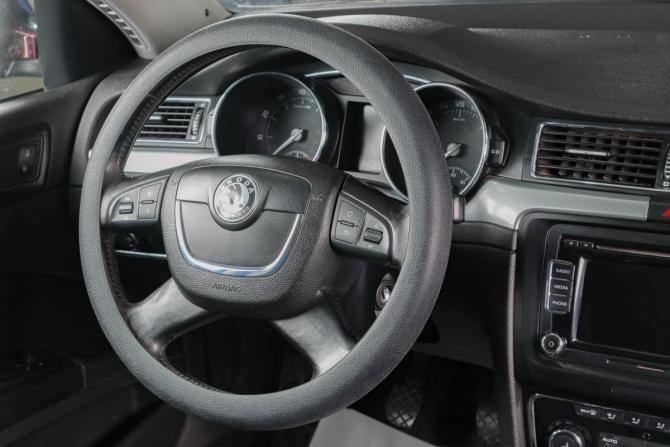 Skoda Superb II с пробегом 2008 года, цена 689 000 рублей, 365000 км, лифтбек, Автокод Объявления