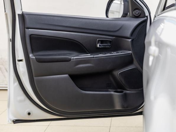Mitsubishi ASX I Рестайлинг с пробегом 2015 года, цена 1 298 000 рублей, 158864 км, внедорожник, Автокод Объявления