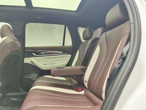 Geely Monjaro I с пробегом 2024 года, цена 3 132 000 рублей, 59314 км, внедорожник, Автокод Объявления
