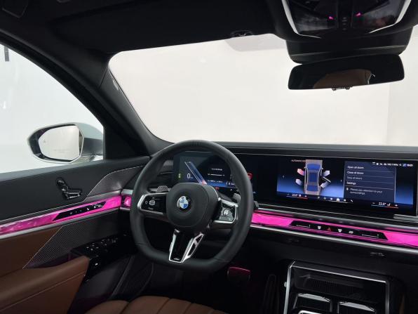 BMW 7 серии VII (G70) с пробегом 2024 года, цена 13 600 000 рублей, 13815 км, седан, Автокод Объявления