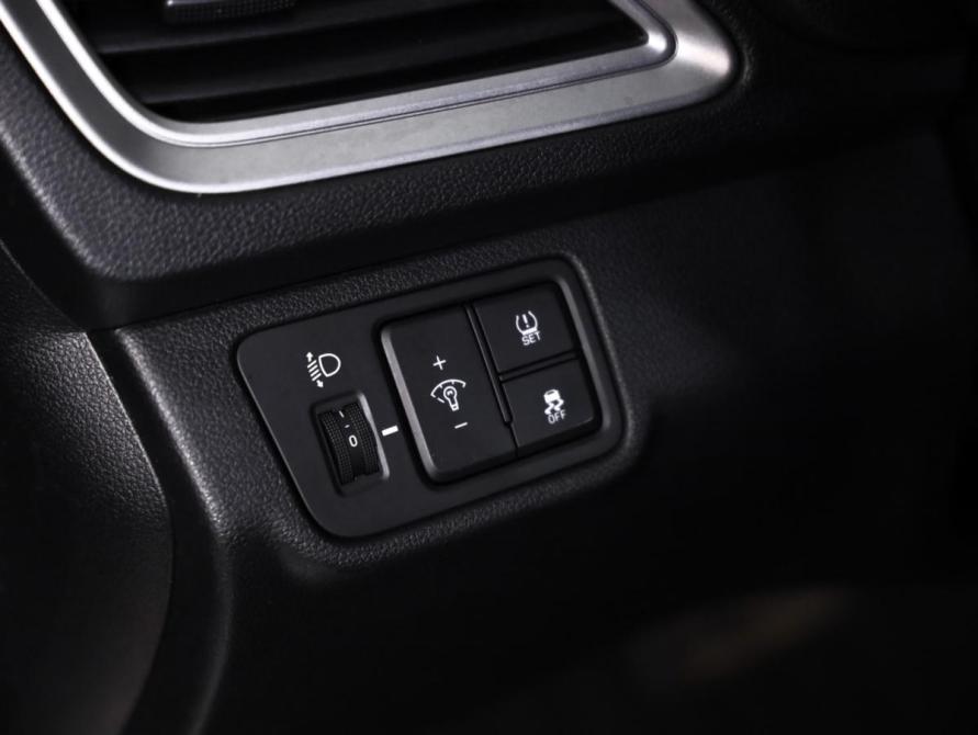 Hyundai Solaris II Санкт-Петербург  - изображение 19