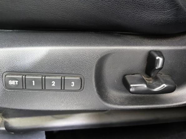 Mazda CX-7 I Рестайлинг с пробегом 2011 года, цена 935 000 рублей, 185537 км, внедорожник, Автокод Объявления