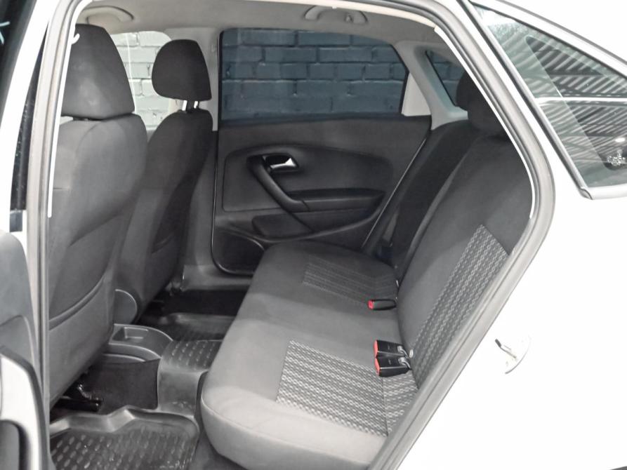 Volkswagen Polo V Рестайлинг Екатеринбург  - изображение 16