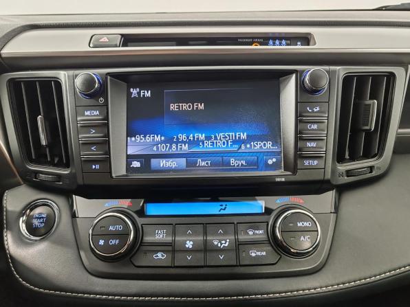 Toyota RAV4 IV (XA40) Рестайлинг с пробегом 2018 года, цена 2 250 000 рублей, 106001 км, внедорожник, Автокод Объявления