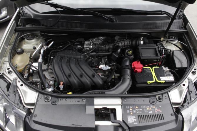 Renault Sandero II с пробегом 2016 года, цена 930 000 рублей, 166653 км, хэтчбек, Автокод Объявления