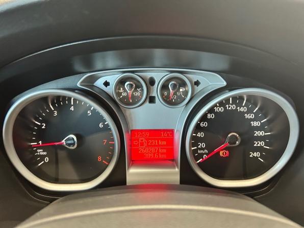 Ford Focus II Рестайлинг с пробегом 2010 года, цена 400 000 рублей, 260225 км, хэтчбек, Автокод Объявления