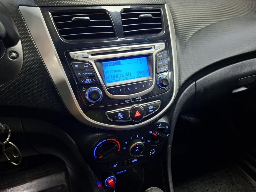 Hyundai Solaris I Москва  - изображение 14