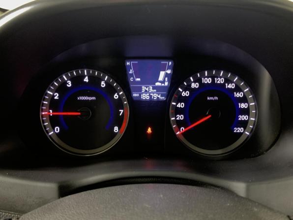 Hyundai Solaris I с пробегом 2013 года, цена 525 000 рублей, 186792 км, седан, Автокод Объявления