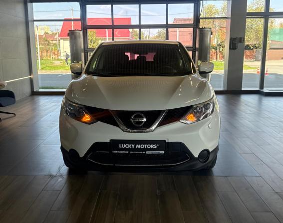 Nissan Qashqai II с пробегом 2014 года, цена 1 095 000 рублей, 317992 км, внедорожник, Автокод Объявления