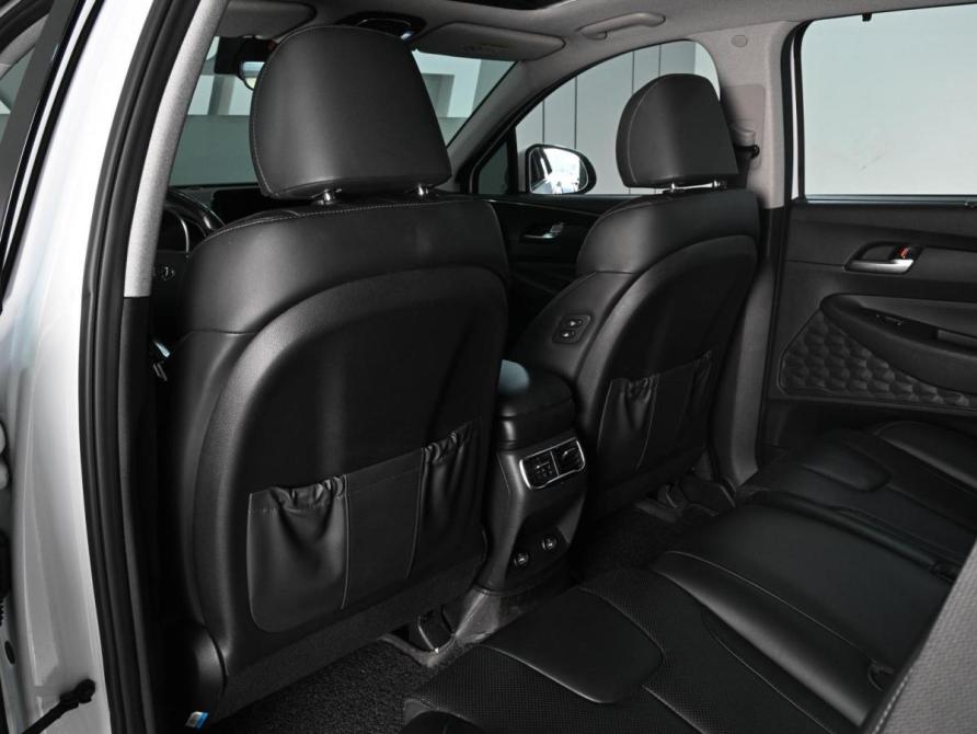 Hyundai Santa Fe IV Рестайлинг Ростов-на-Дону  - изображение 11