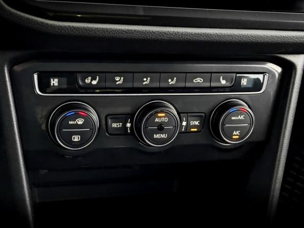 Volkswagen Tiguan II с пробегом 2017 года, цена 1 990 000 рублей, 125740 км, внедорожник, Автокод Объявления