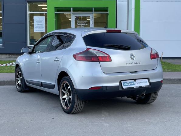 Renault Megane III с пробегом 2009 года, цена 440 000 рублей, 217785 км, хэтчбек, Автокод Объявления