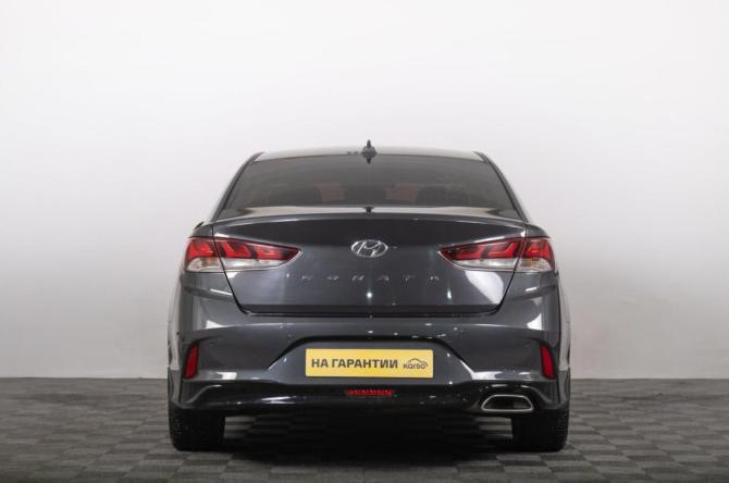 Hyundai Sonata VII (LF) Рестайлинг с пробегом 2018 года, цена 2 199 000 рублей, 71000 км, седан, Автокод Объявления