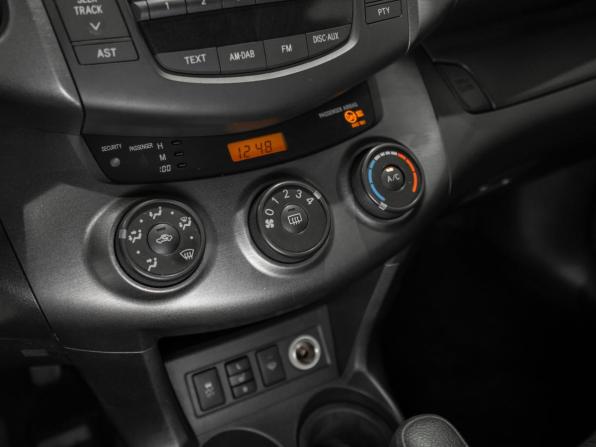 Toyota RAV4 III (XA30) Рестайлинг с пробегом 2010 года, цена 1 185 000 рублей, 187970 км, внедорожник, Автокод Объявления
