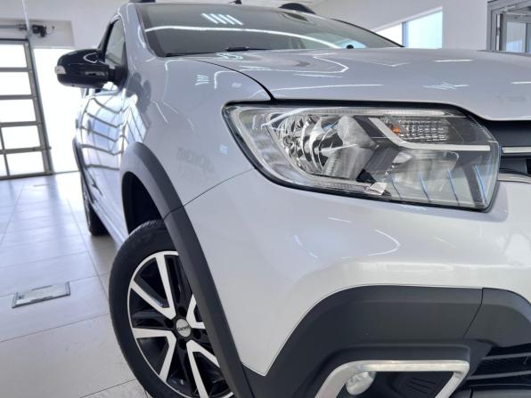Renault Sandero II Рестайлинг с пробегом 2019 года, цена 1 230 000 рублей, 92000 км, хэтчбек, Автокод Объявления