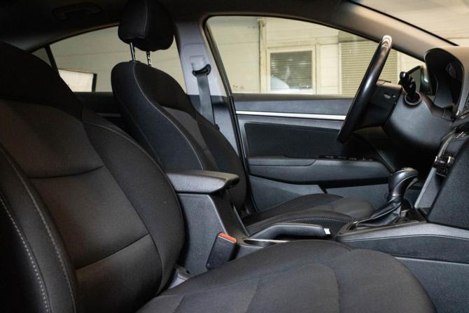 Hyundai Elantra VI (AD) с пробегом 2018 года, цена 1 103 000 рублей, 131669 км, седан, Автокод Объявления