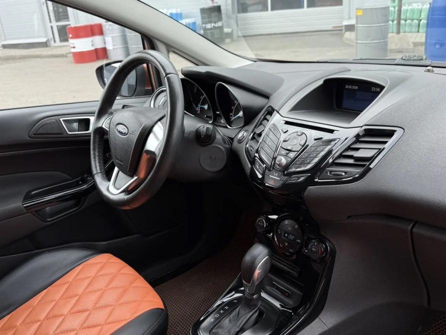 Ford Fiesta Mk6 Рестайлинг Санкт-Петербург  - изображение 3