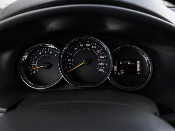 Renault Sandero II Рестайлинг с пробегом 2022 года, цена 1 249 000 рублей, 61976 км, хэтчбек, Автокод Объявления