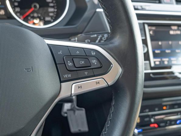 Volkswagen Tiguan II Рестайлинг с пробегом 2022 года, цена 2 978 000 рублей, 64975 км, внедорожник, Автокод Объявления