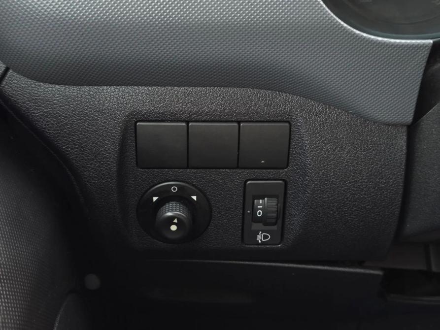 Peugeot Partner II Рестайлинг Санкт-Петербург  - изображение 13