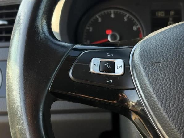 Volkswagen Polo V Рестайлинг с пробегом 2020 года, цена 1 295 000 рублей, 138400 км, седан, Автокод Объявления