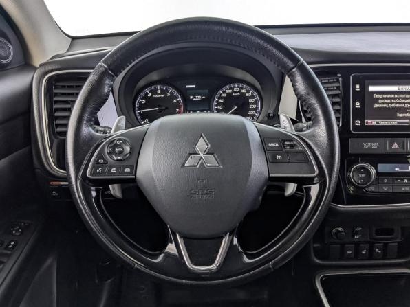 Mitsubishi Outlander III Рестайлинг 2 с пробегом 2018 года, цена 2 380 000 рублей, 123700 км, внедорожник, Автокод Объявления