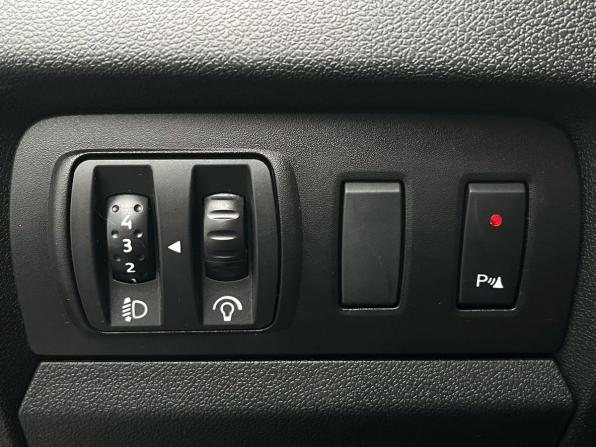 Renault Fluence I Рестайлинг с пробегом 2013 года, цена 820 000 рублей, 186753 км, седан, Автокод Объявления