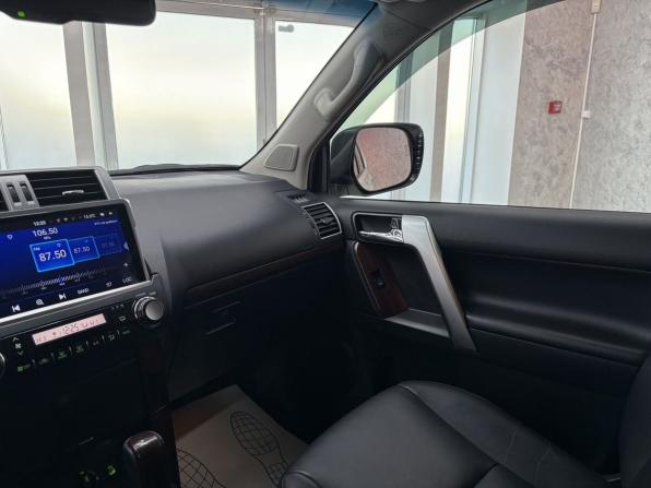 Toyota Land Cruiser Prado 150 Series Рестайлинг 2 с пробегом 2017 года, цена 4 700 000 рублей, 77426 км, внедорожник, Автокод Объявления