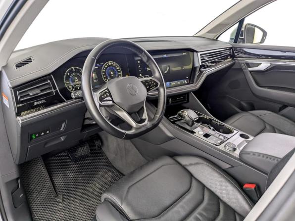 Volkswagen Touareg III с пробегом 2021 года, цена 7 250 000 рублей, 49441 км, внедорожник, Автокод Объявления