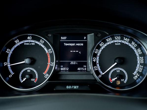 Skoda Rapid I Рестайлинг с пробегом 2019 года, цена 1 670 000 рублей, 66510 км, лифтбек, Автокод Объявления