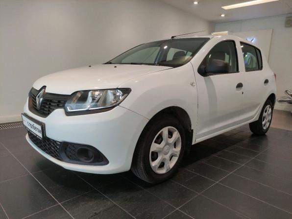 Renault Sandero II с пробегом 2015 года, цена 469 000 рублей, 171409 км, хэтчбек, Автокод Объявления