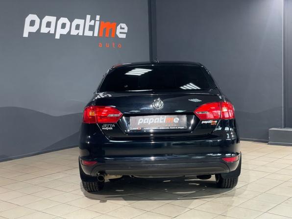 Volkswagen Jetta VI с пробегом 2013 года, цена 899 000 рублей, 261881 км, седан, Автокод Объявления