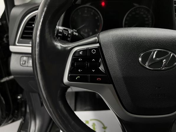 Hyundai Elantra VI (AD) с пробегом 2018 года, цена 1 545 000 рублей, 120429 км, седан, Автокод Объявления