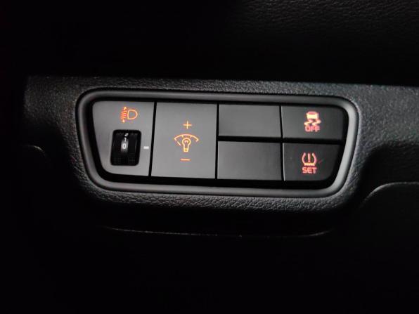 Kia Cerato IV Рестайлинг с пробегом 2022 года, цена 2 075 000 рублей, 69983 км, седан, Автокод Объявления