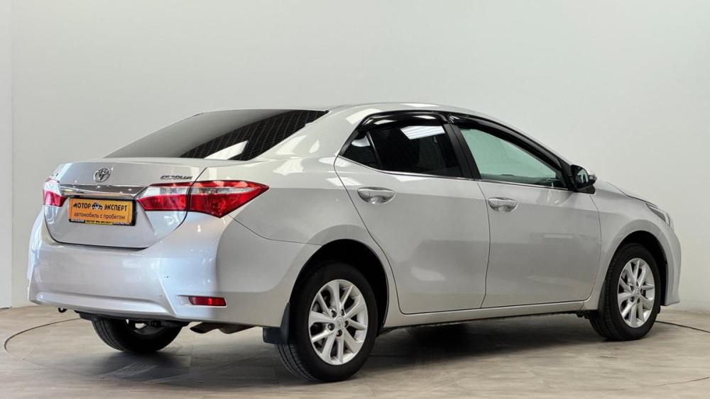 Toyota Corolla XI (E160 E170 E180) Киров  - изображение 2