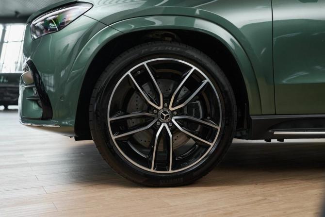 Новый Mercedes-Benz GLE II (V167) Рестайлинг 2 2026 года, цена 18 390 000 рублей, внедорожник, Автокод Объявления