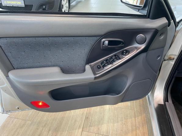 Hyundai Elantra III (XD2) Рестайлинг с пробегом 2003 года, цена 250 000 рублей, 359345 км, седан, Автокод Объявления
