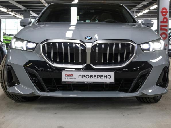BMW 5 серии VIII (G60/G61/G68) с пробегом 2024 года, цена 7 600 000 рублей, 5459 км, седан, Автокод Объявления