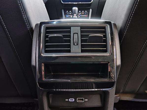 Skoda Superb III Рестайлинг с пробегом 2024 года, цена 3 000 000 рублей, 8465 км, лифтбек, Автокод Объявления