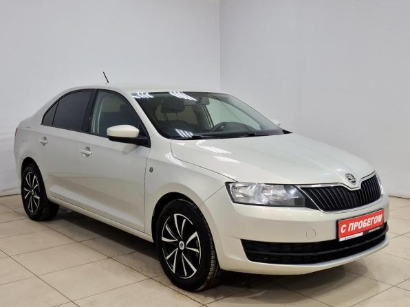 Skoda Rapid I с пробегом 2016 года, цена 900 000 рублей, 175200 км, лифтбек, Автокод Объявления