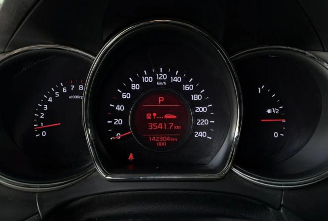 Kia Ceed II с пробегом 2015 года, цена 925 000 рублей, 142236 км, хэтчбек, Автокод Объявления