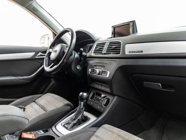 Audi Q3 I (8U) Рестайлинг с пробегом 2015 года, цена 1 898 000 рублей, 109649 км, внедорожник, Автокод Объявления