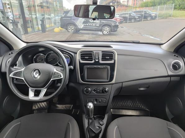 Renault Sandero II Рестайлинг с пробегом 2018 года, цена 920 600 рублей, 122636 км, хэтчбек, Автокод Объявления