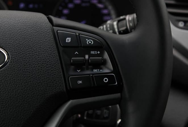 Hyundai Tucson III с пробегом 2015 года, цена 1 925 000 рублей, 143677 км, внедорожник, Автокод Объявления