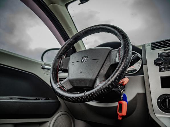 Dodge Caliber I с пробегом 2007 года, цена 639 000 рублей, 245714 км, хэтчбек, Автокод Объявления