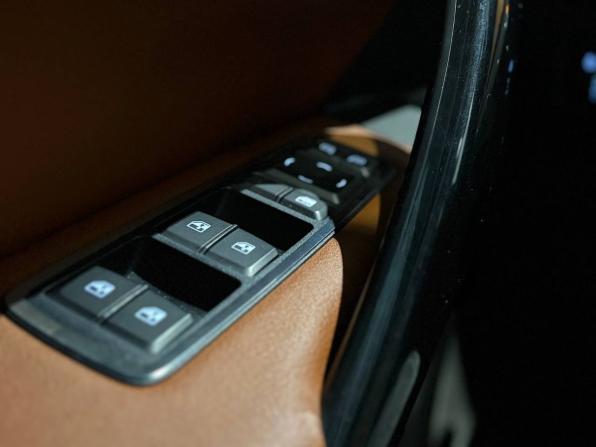 Lada (ВАЗ) Vesta I Рестайлинг (NG) с пробегом 2024 года, цена 1 350 000 рублей, 30000 км, седан, Автокод Объявления
