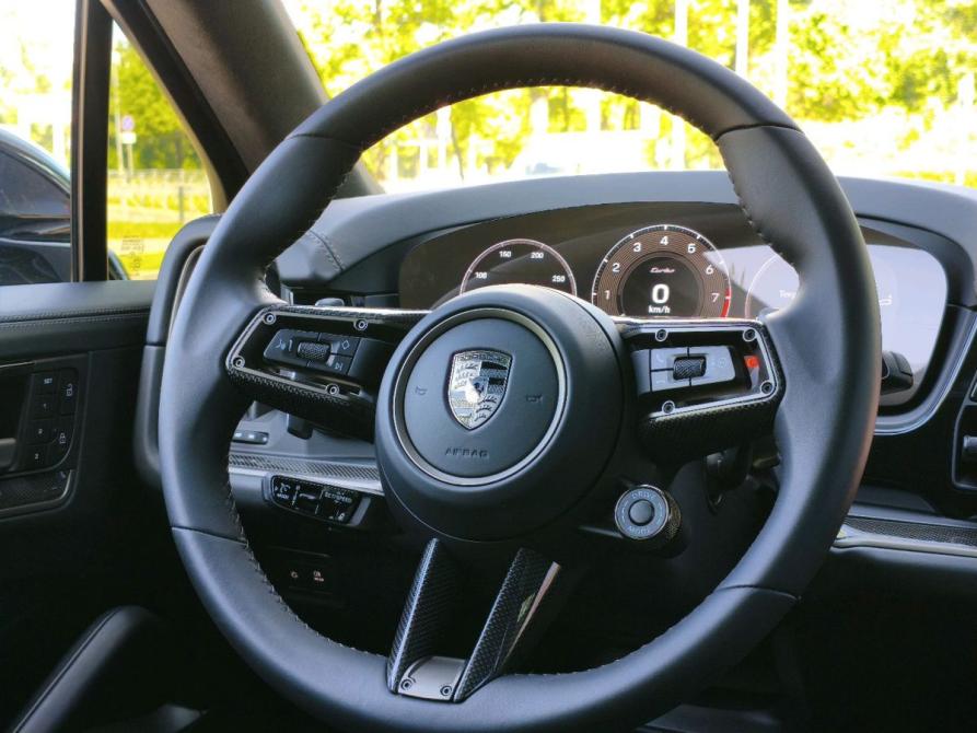Porsche Cayenne III Рестайлинг Санкт-Петербург  - изображение 21
