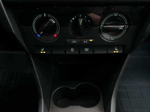 Skoda Rapid I Рестайлинг с пробегом 2019 года, цена 1 290 000 рублей, 108000 км, лифтбек, Автокод Объявления