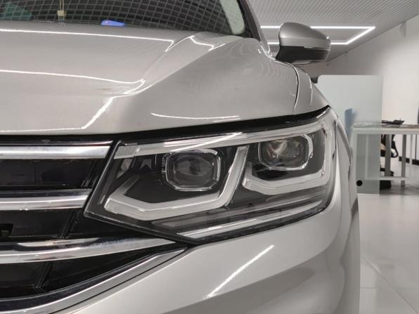 Volkswagen Tiguan II Рестайлинг с пробегом 2021 года, цена 2 955 000 рублей, 78200 км, внедорожник, Автокод Объявления