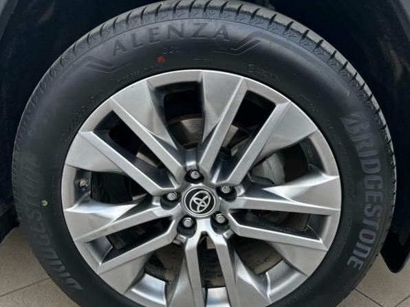 Toyota RAV4 V (XA50) с пробегом 2021 года, цена 4 350 000 рублей, 73045 км, внедорожник, Автокод Объявления